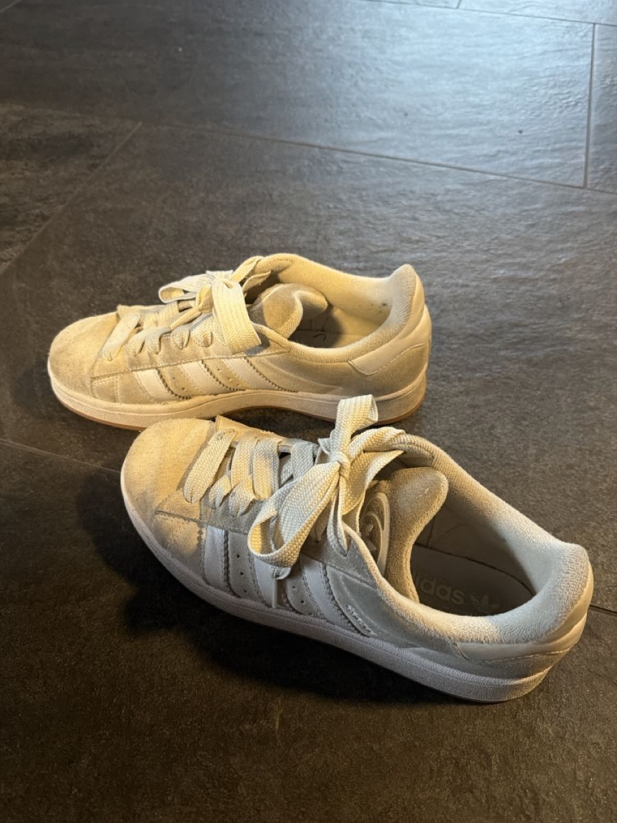 Scarpe da uomo: Stark getragene Sneaker – Usato da wolfhausen venduto da leana.orisha 2