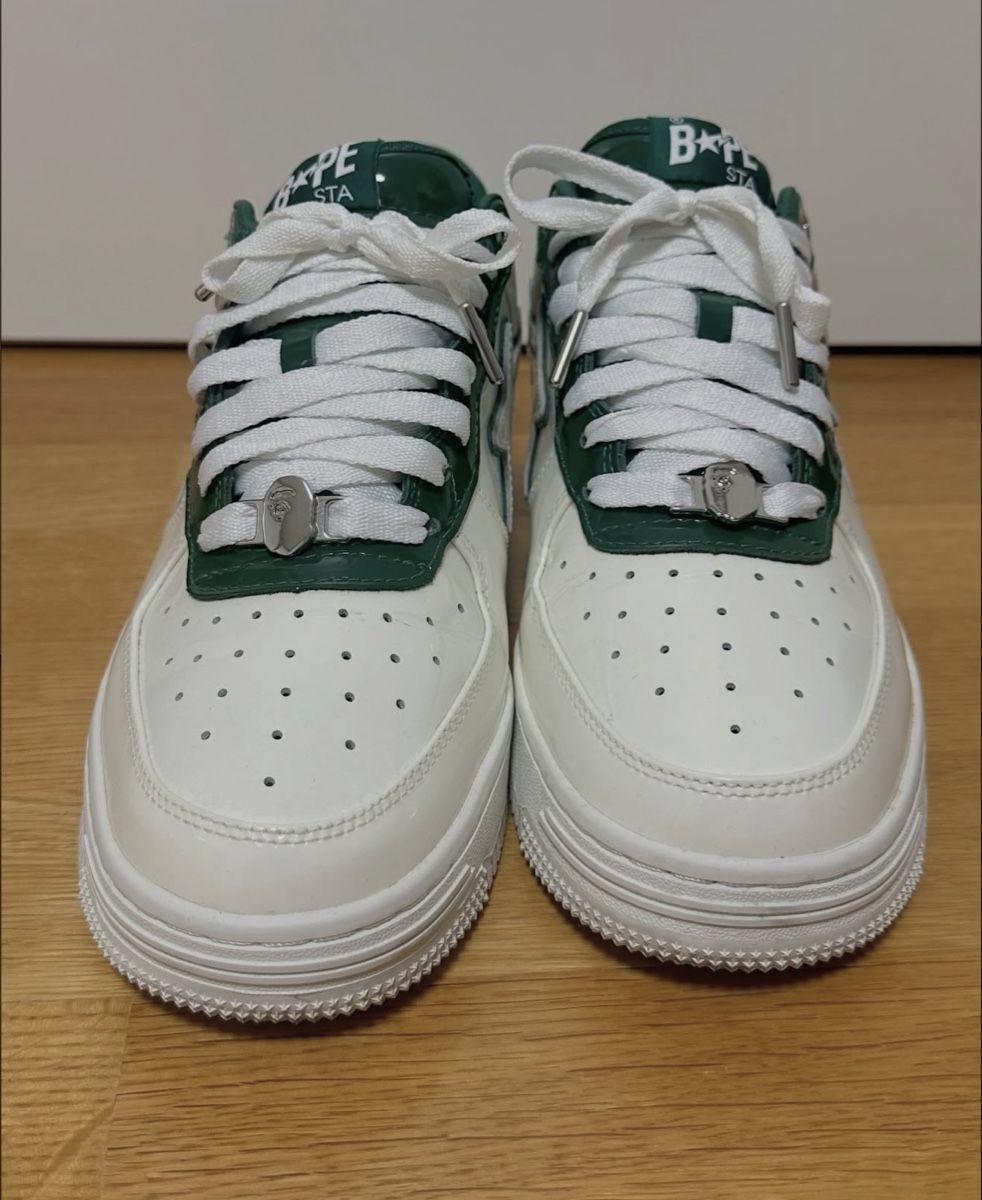 Bape Scarpe da uomo: BAPE Sta "Patent White Green" – Usato da Basel venduto da Kevinbuckcards 1