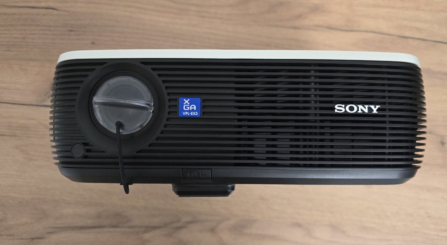 Sony Vidéoprojecteurs: Sony Data Projector – D'occasion à Bellmund par Adn 2