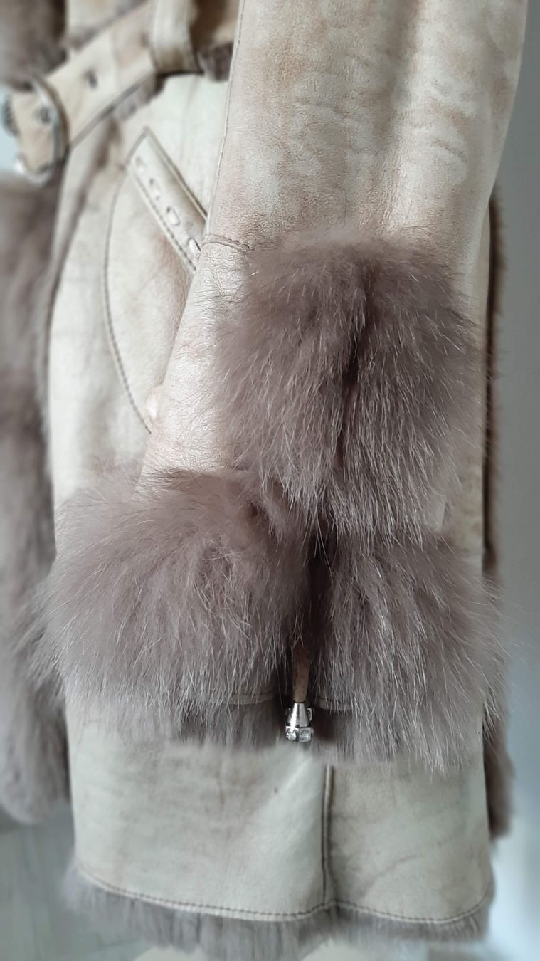 Cappotti: Manteau fourrure – Nuovo (secondo la descrizione) da Faoug venduto da PetitLuxe 3