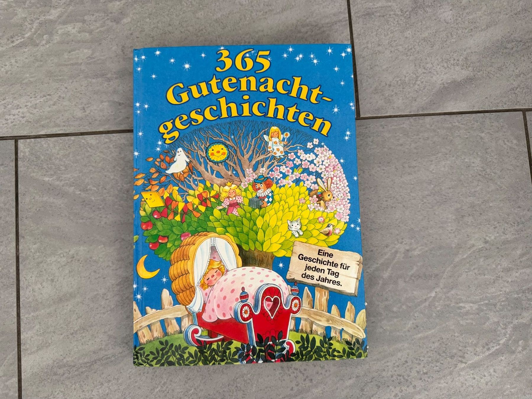 Bücher: 365 Gutenacht-Geschichten – Gebraucht aus Bülach von Loredana13