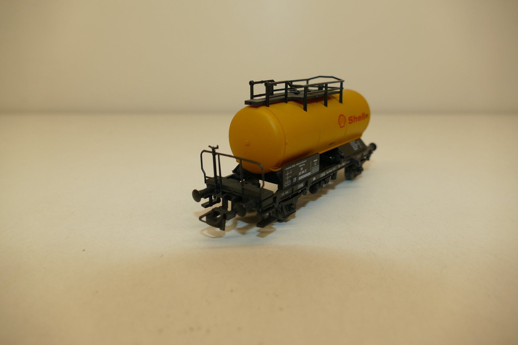 Roco Modellini di ferrovie: Roco H0: DB Kesselwagen Shell – Usato da Niederhasli venduto da rail-duerst 1