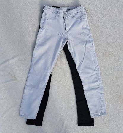 2x Hose skinny fit Grösse 146 schwarz und weiss