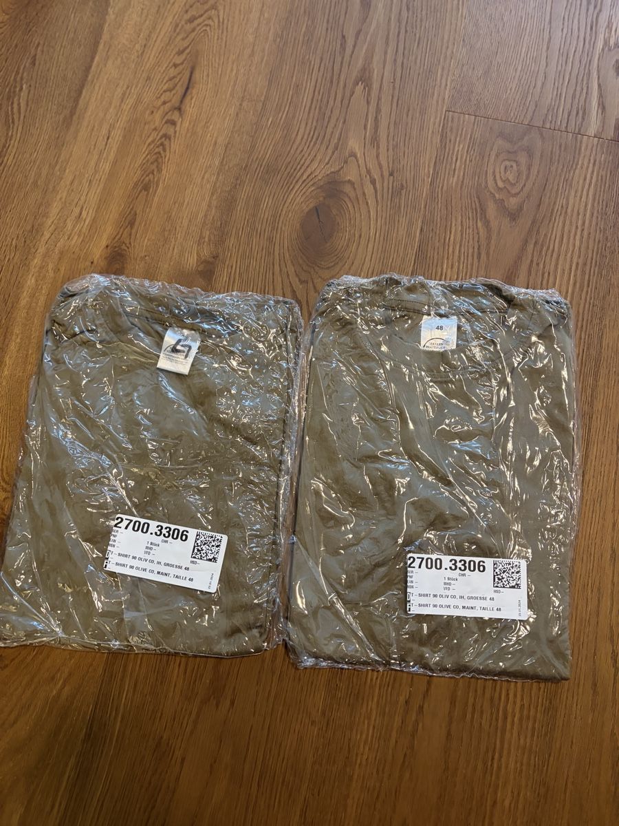 Armée suisse T-shirts: Armee Shirt olive ungeöffnet Grösse 48 – Neuf avec emballage d'origine à Thalwil par Counterdude 3
