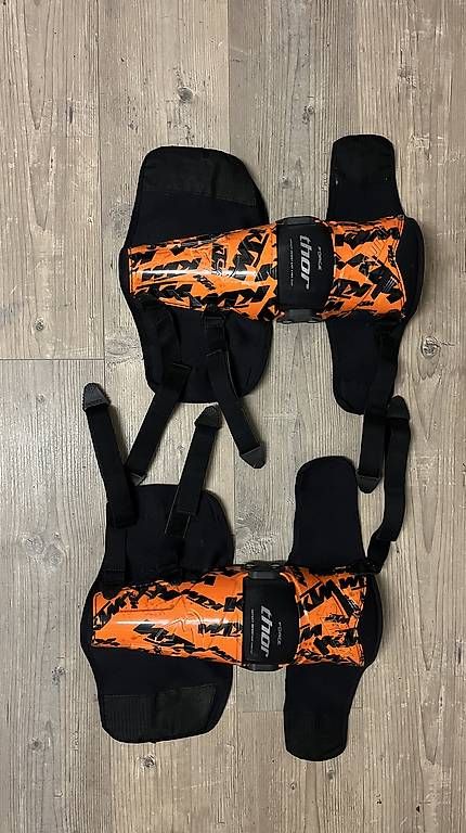 Thor Protezioni & Imbottiture: Motorrad Knie Protektor KTM (Thor Force) – Usato da Sissach venduto da ranido65 2