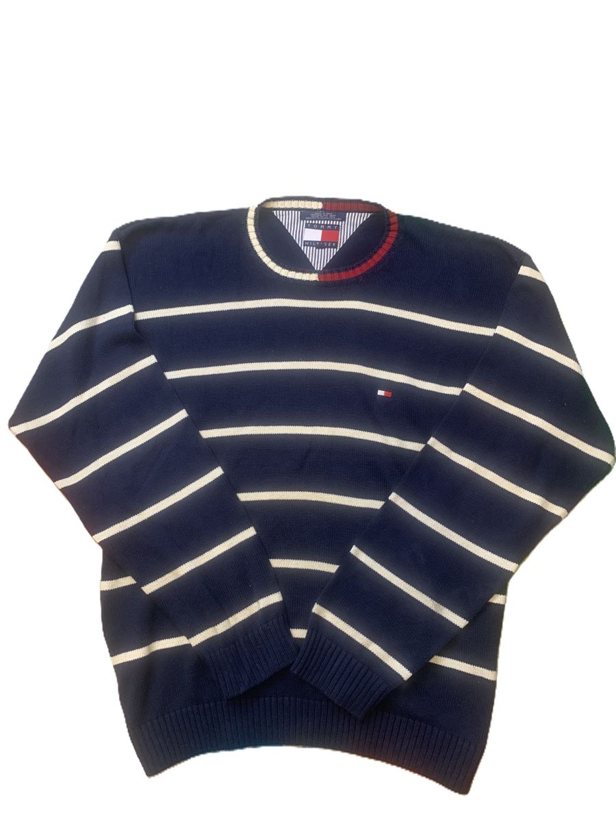 Tommy Hilfiger Pullover & Sweatshirts: Tommy Hilfiger Pullover, Size XL – Gebraucht aus Münchenstein von Alpinevintage