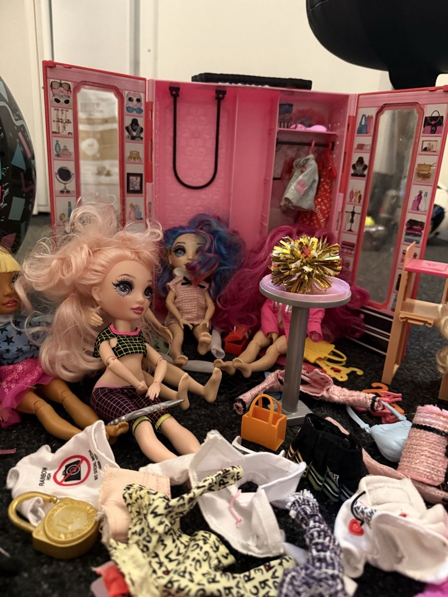 MGA Puppen: Riesensammlung  LOL Surprise – Gebraucht aus Fällanden von MN0712 1