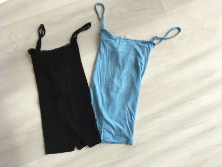 2 Sommer Tops Gr. 40-42 schwarz und blau