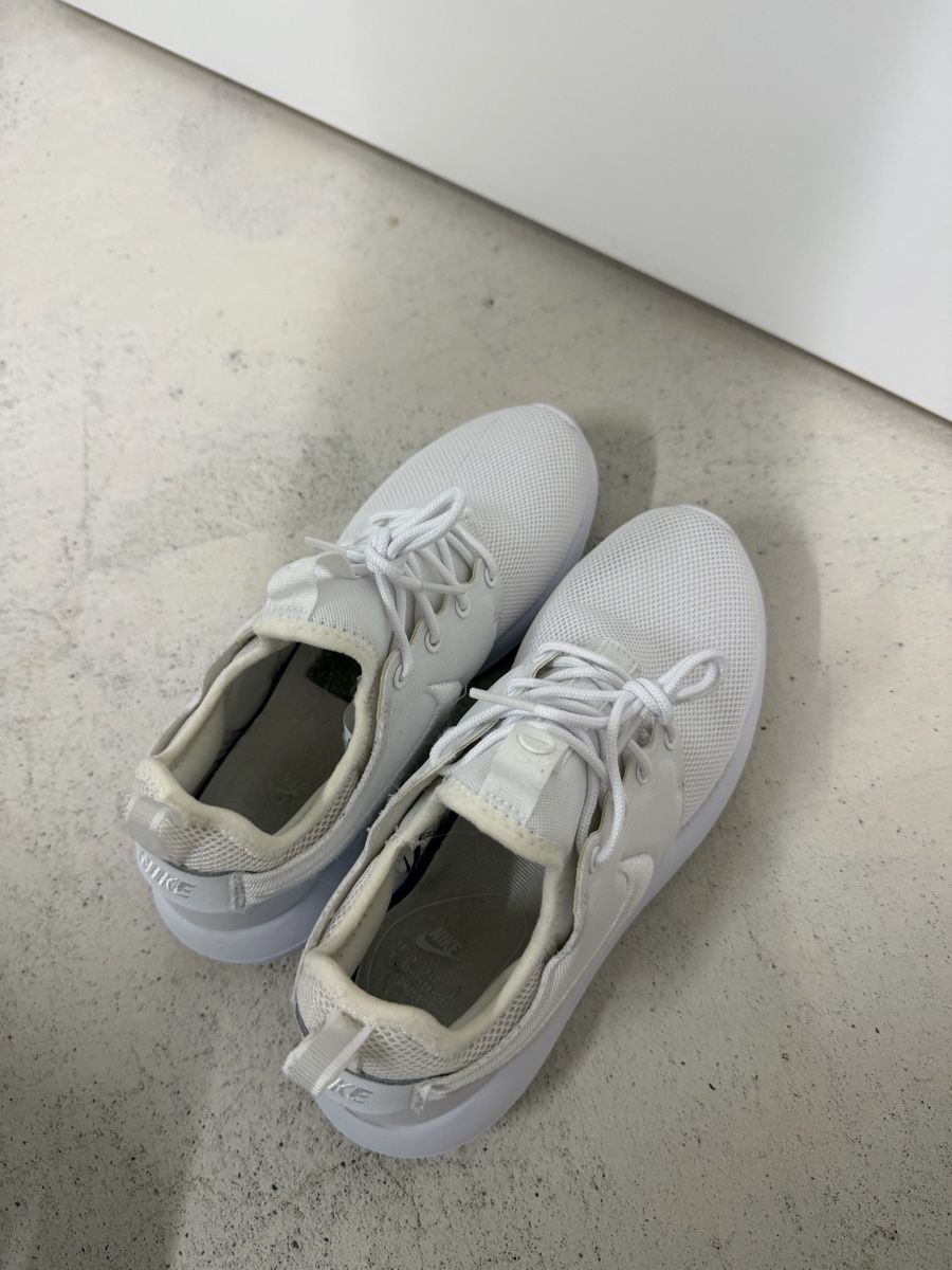 Nike Scarpe da donna: Nike Schuhe Grösse 38 – Usato da Embrach venduto da mel20
