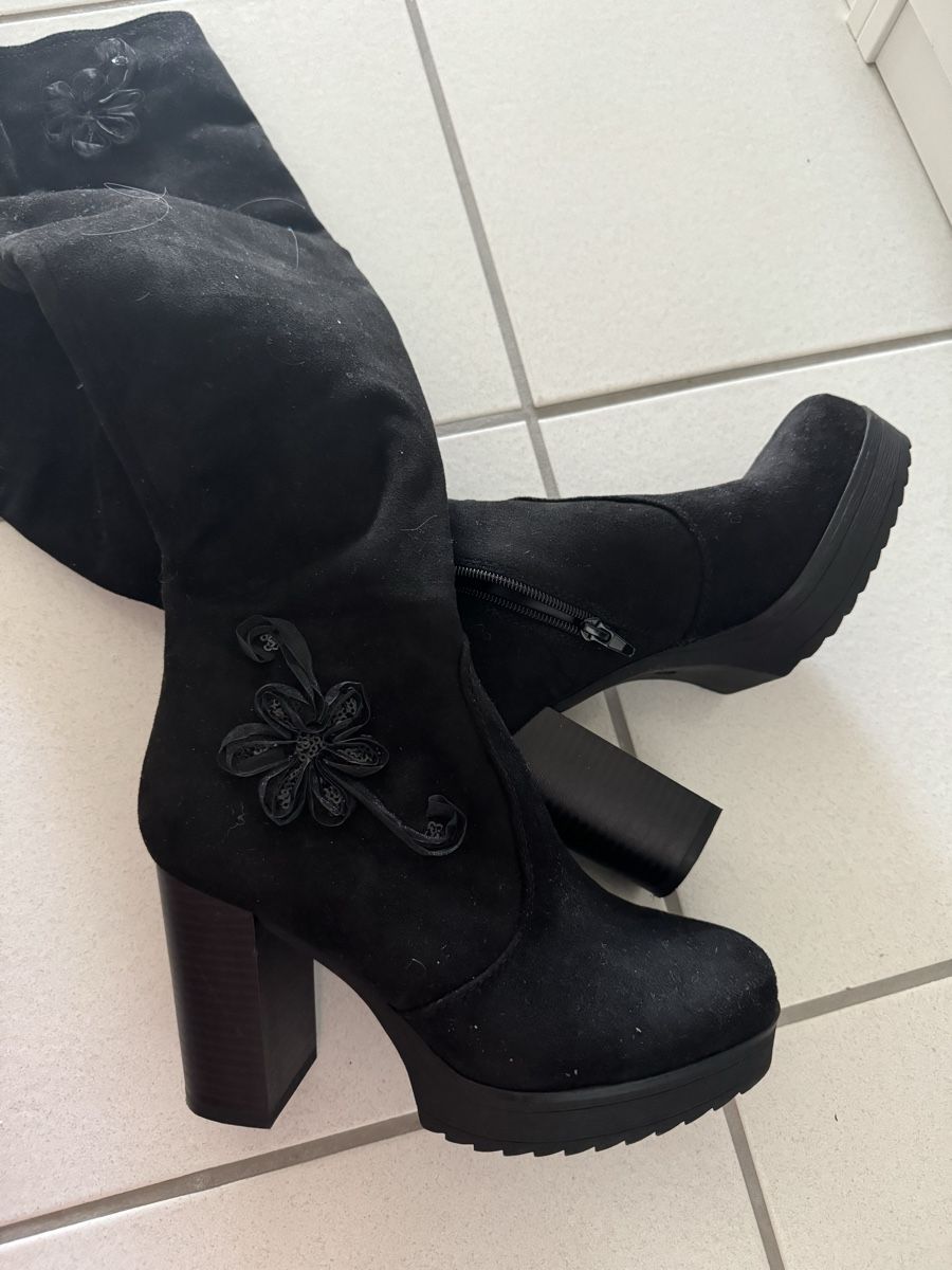 Damenschuhe: Bottes pour femmes – Gebraucht aus Neuchâtel von Manita2012 2