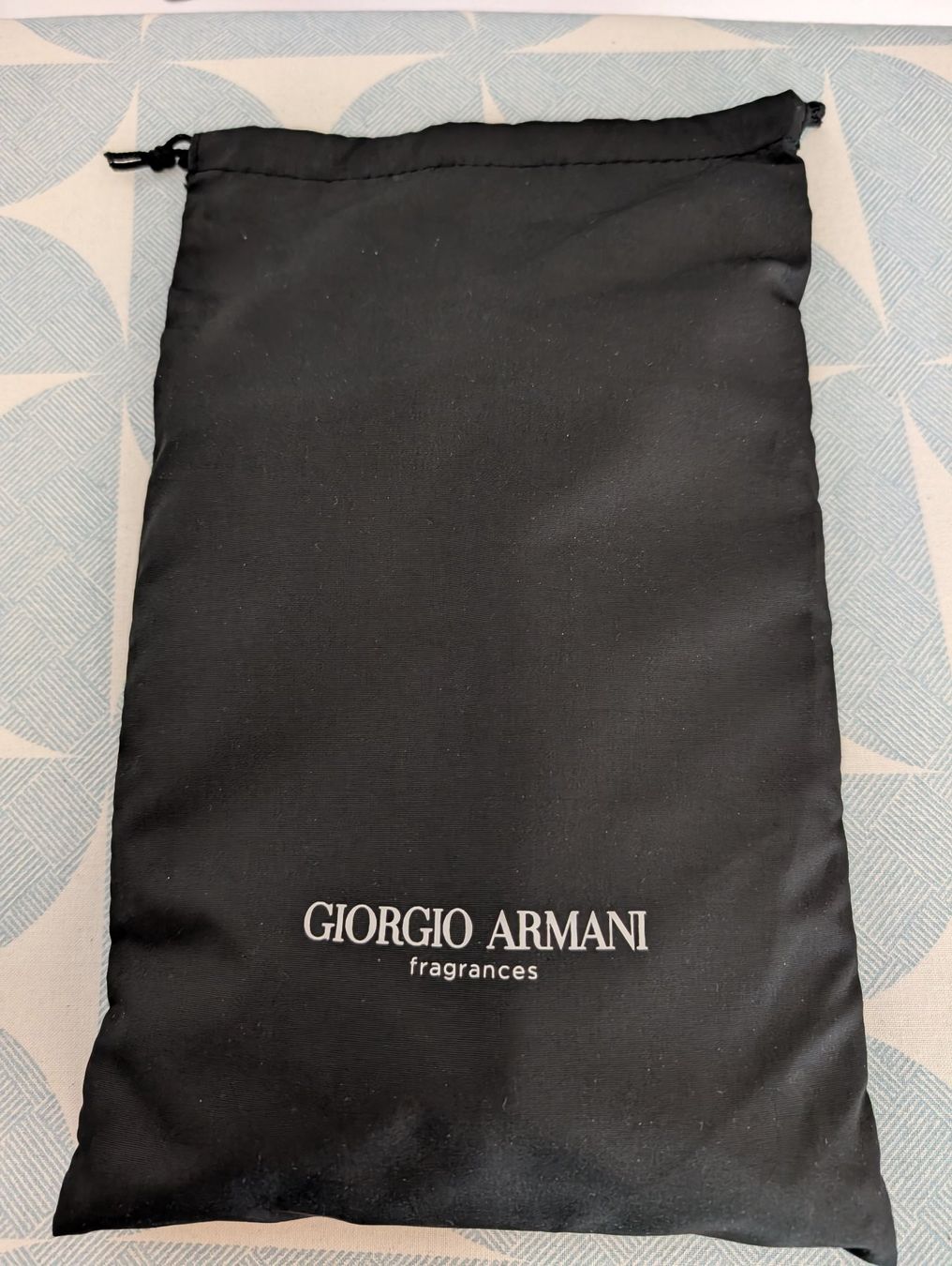 Armani Taschen: Armani Etui klein ungebraucht – Neu (gemäss Beschreibung) aus Stans von Magas 1