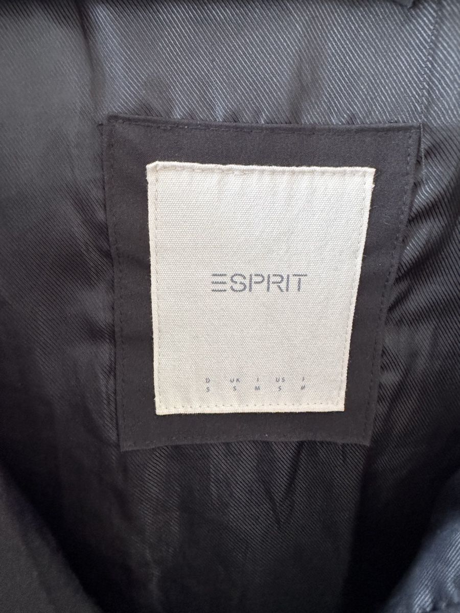 Esprit Giacche: Esprit Black Puffer Coat - Size S - Perfect for Winter – Usato da Zürich venduto da Flao_78376 2