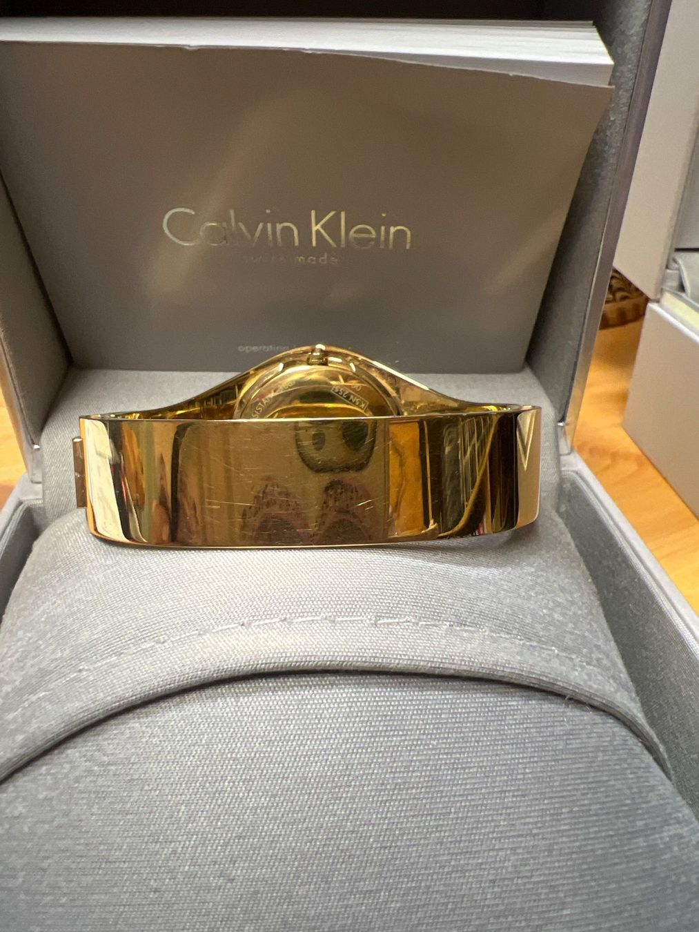 Calvin Klein Uhren: Schöne Spangen Uhr Calvin Klein – Gebraucht aus Maienfeld von 8796 3