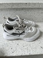 Hallenschuhe Puma Gr. 34.5