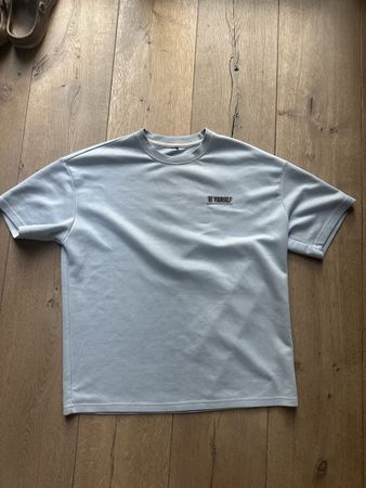 Tshirt hellblau/babyblau „Be yourself“