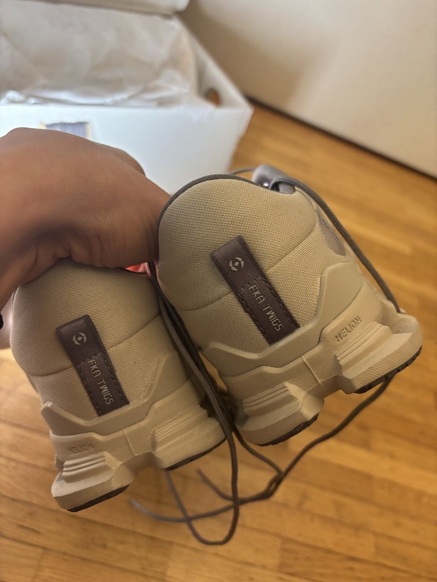 On Scarpe da donna: On Cloud X FKA Schuhe Gr. 39  Damen – Nuovo (secondo la descrizione) da St. Gallen venduto da heartbug 6