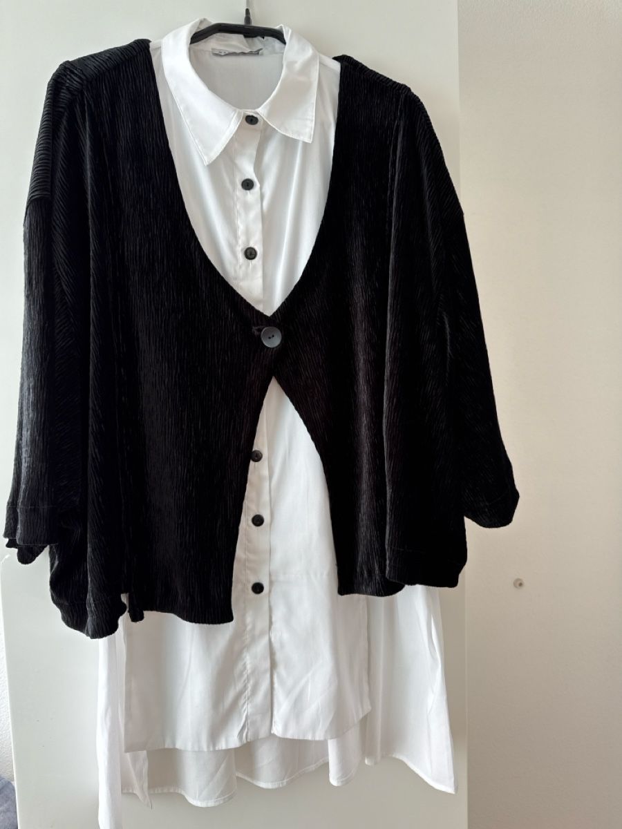 Niederberger Camicette: 2-Teiler Bluse & Jacke Gr.46/48, Niederberger – Nuovo e nell'imballaggio originale da Huttwil venduto da graesihu