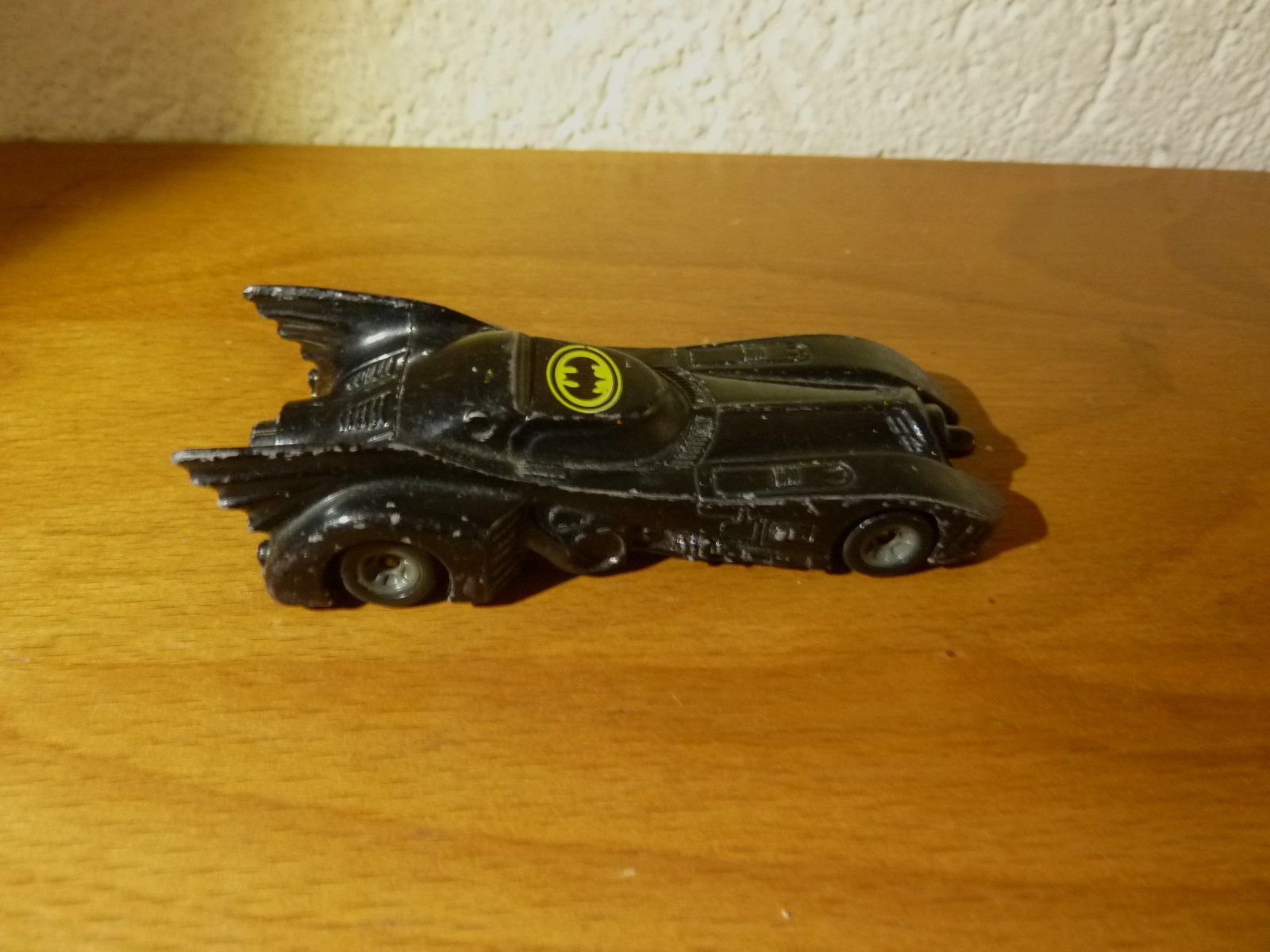 AMT/ERTL Modellautos: BATMAN Batmobile Die Cast Ertl & Dc Comics Inc. 1989 – Gebraucht aus Hochfelden von swissice 4