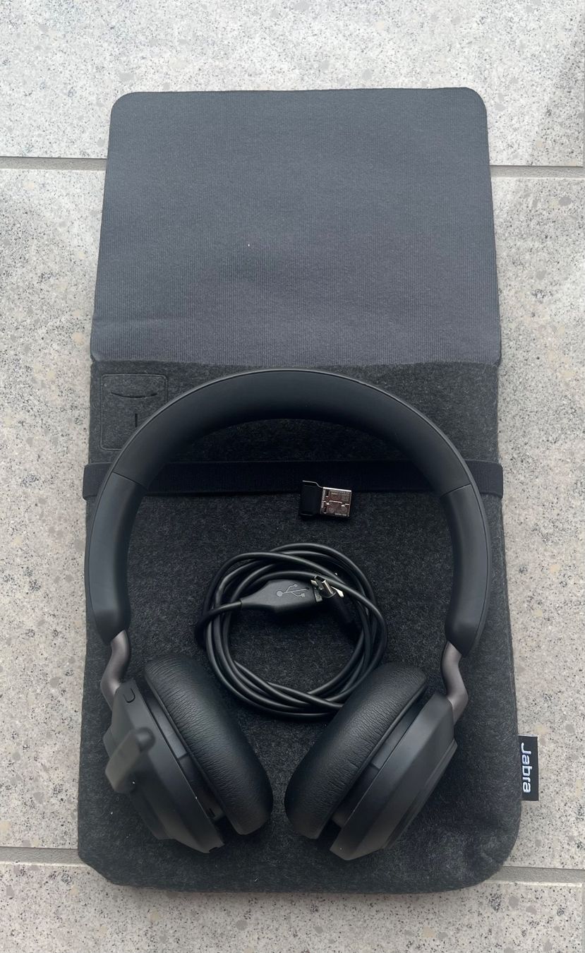 Jabra Kopfhörer: Jabra Evolve2 65 Headset mit USB-Dongle & Tasche – Gebraucht aus Rotkreuz von rom_5nyh 1
