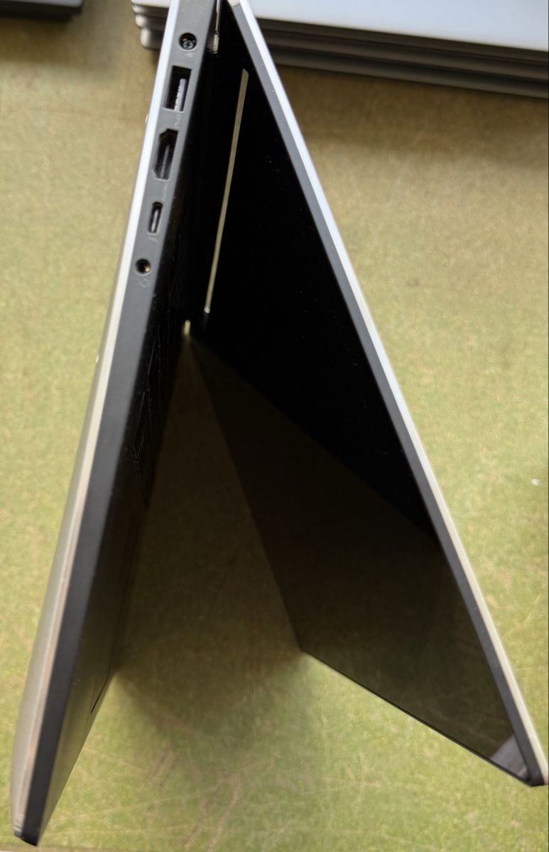 Dell Notebook: Dell Precision 5540 – Nuovo (secondo la descrizione) da Reinach AG venduto da Noar.K 5