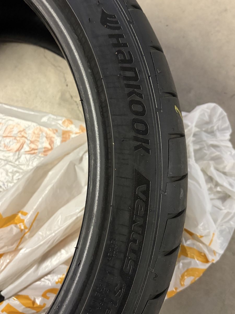 Pneumatici & Ruote complete: Hankook Ventus 295/35 R21 – Usato da Root venduto da 156500 2