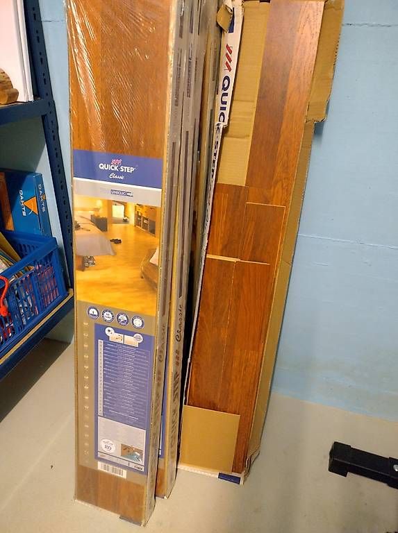 Servierplatten: Paneele QuickStep, für Innenraum – Gebraucht aus Niederlenz von Blissmas