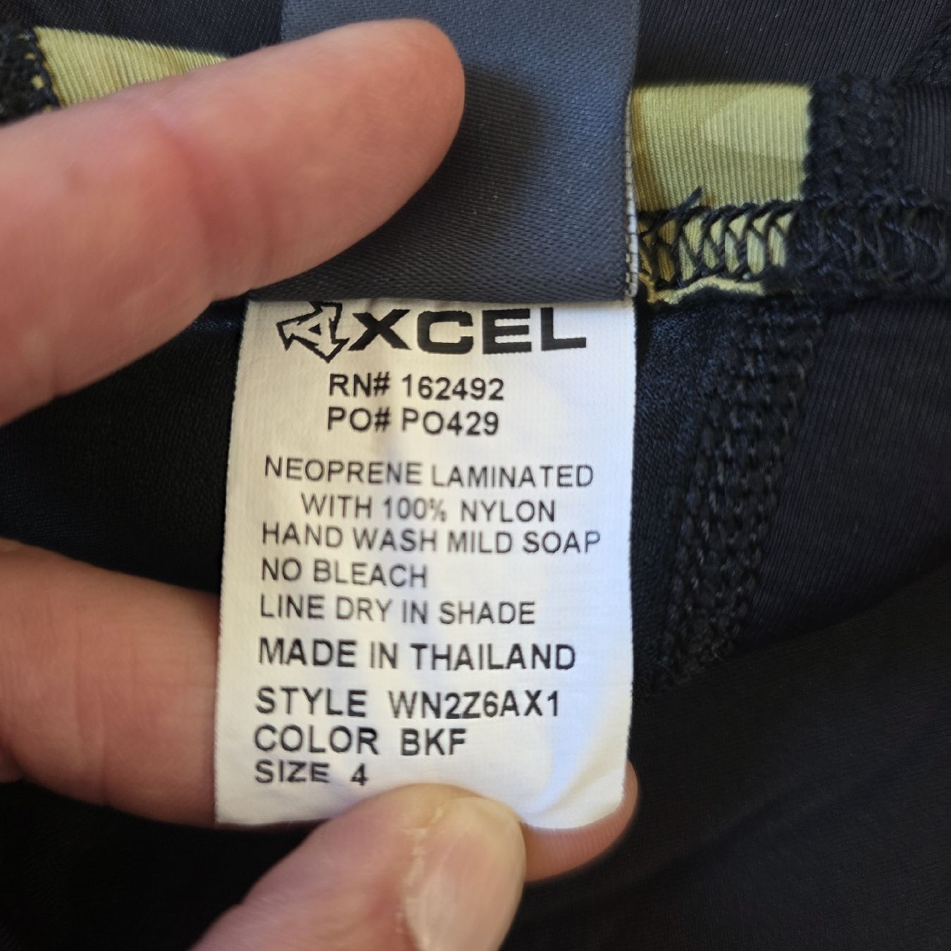 Mute per immersioni: Xcel Neoprenoberteil Damen – Usato da Rapperswil SG venduto da BettinaE 1