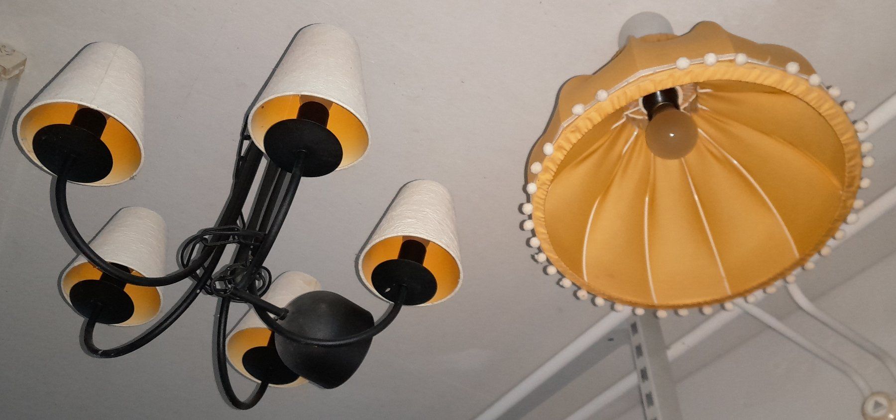 Lampes: 2 Lampen – D'occasion à Liesberg par Ragged 1