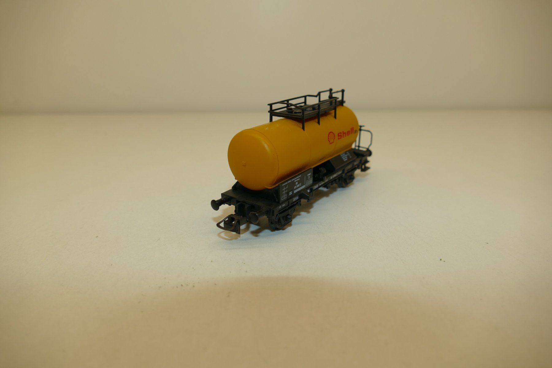 Roco Modellini di ferrovie: Roco H0: DB Kesselwagen Shell – Usato da Niederhasli venduto da rail-duerst 3