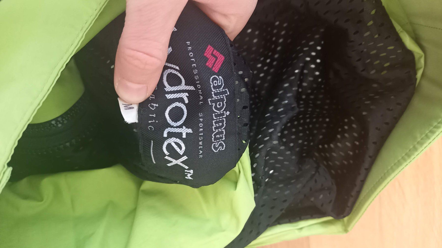 Giacche: Jacke alpinus Gr. M Wasserdicht – Usato da Killwangen venduto da natszp 3
