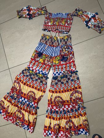 Bohohose mit Top , Antica Sartoria Style