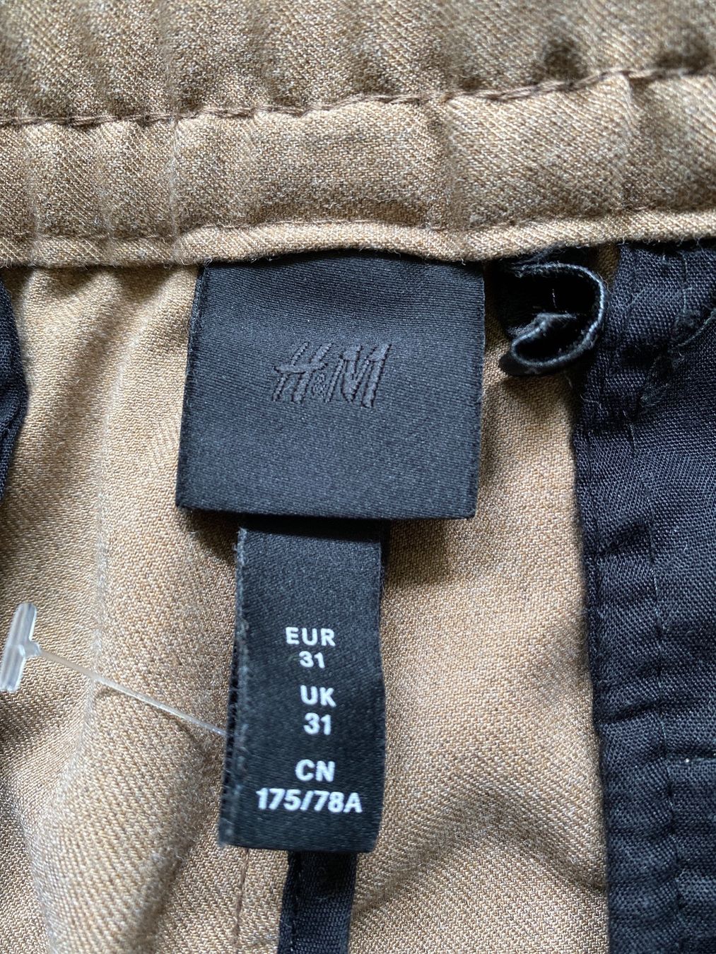 H&M Pantaloni: Herrenhose – Usato da Buchberg venduto da Delmonte 3