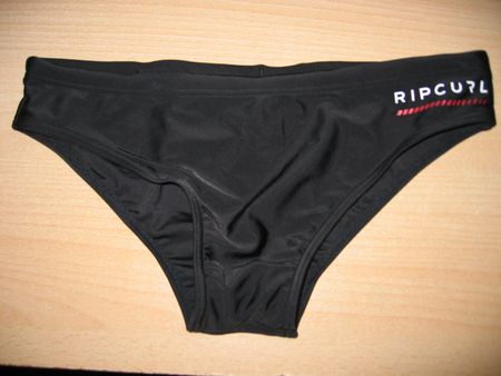 Ripcurl Badehose Slip S schwarz mit Logo neuwertig