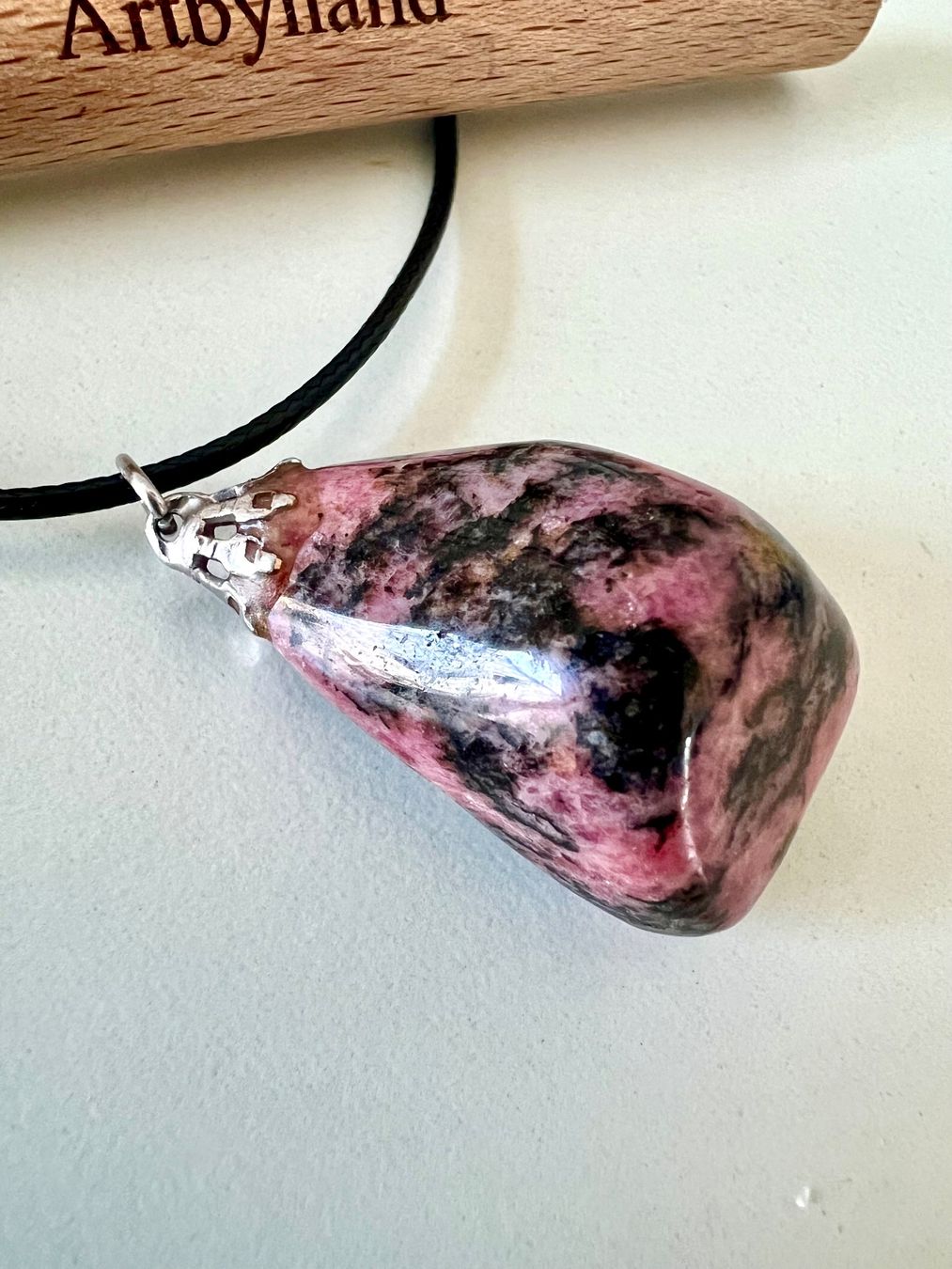 Ketten: GROSSER RHODOCHROSIT VINTAGE ANHÄNGER IN SILBER & LEDERBAND – Gebraucht aus Ruswil von artbyhand 7