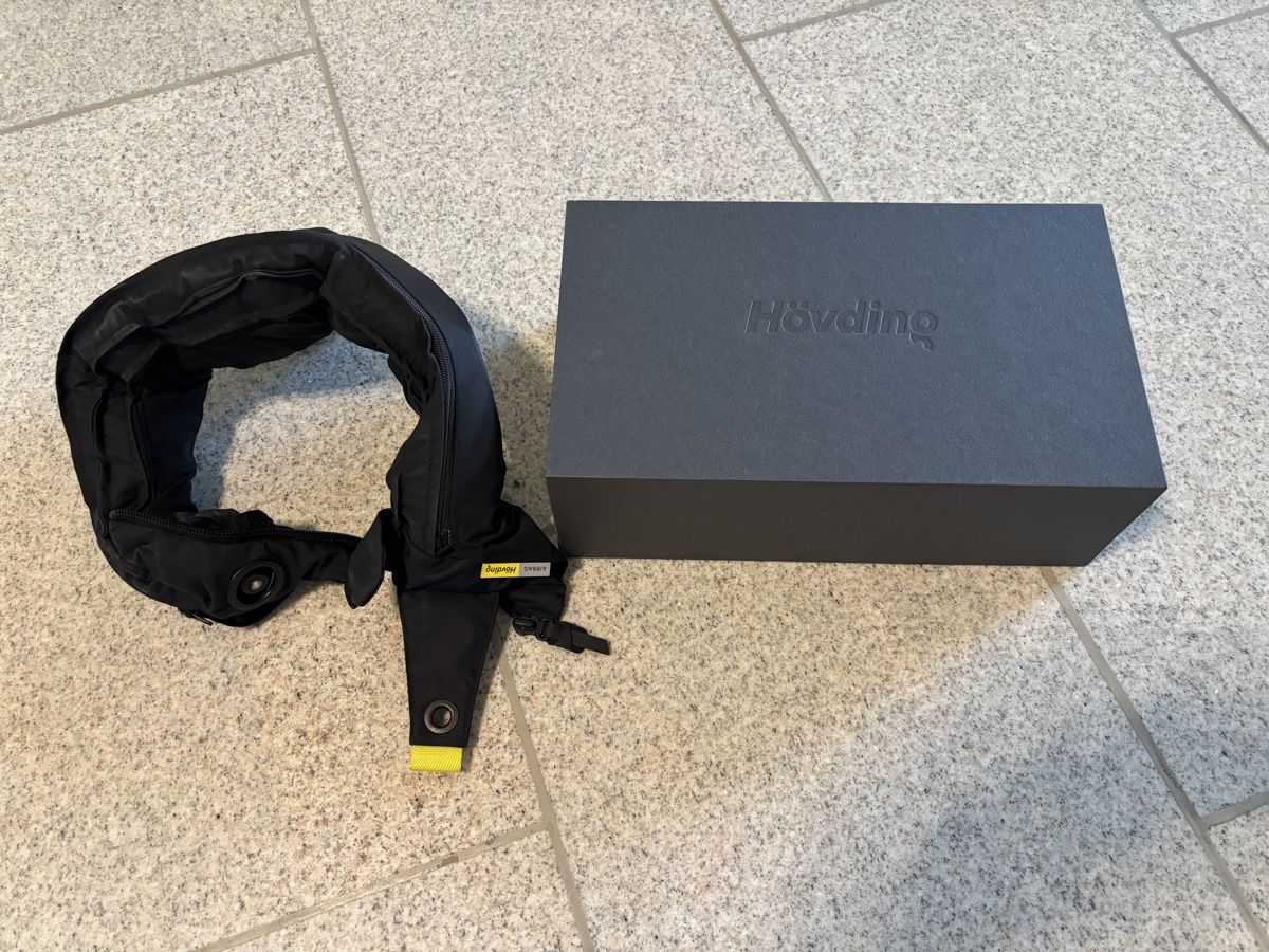 Helme: Hövding 3 Fahrradhelm – Gebraucht aus Zumikon von Vogler88