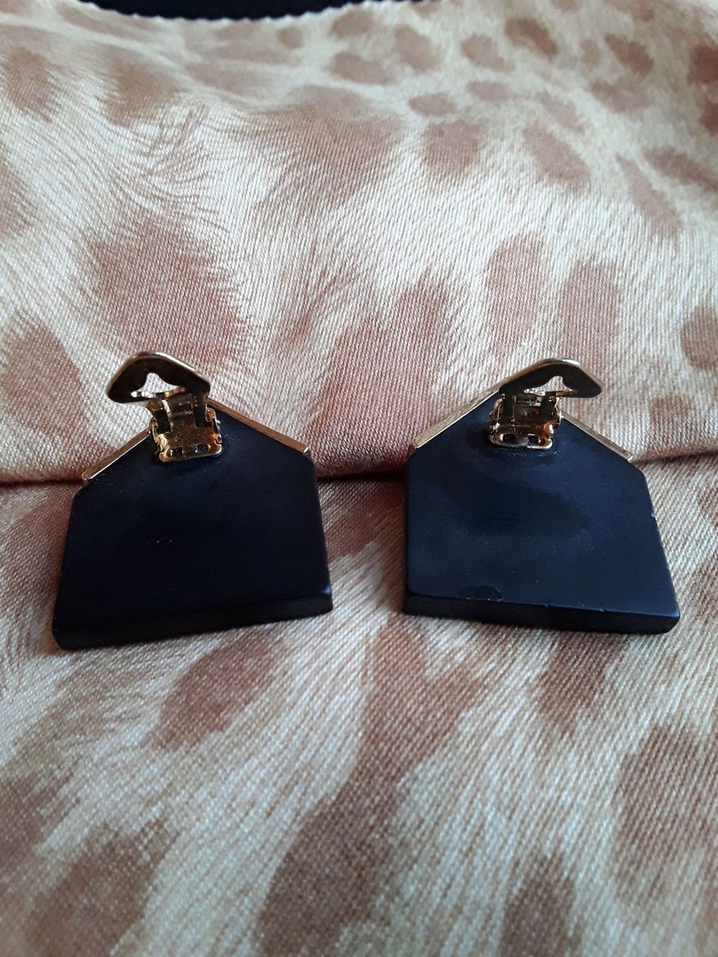 Ohrringe & -stecker: Vintage Ohrclips 80er Jahre – Gebraucht aus Zürich von sanwit 4