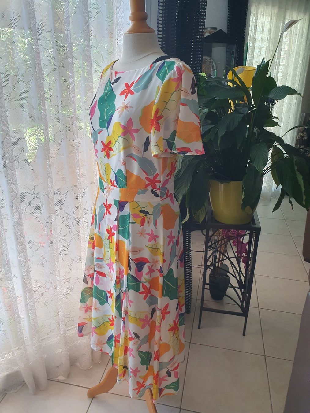 Esprit Robes: Robe ESPRIT D40 – Neuf (Voir description) à St-Triphon par Jldr0 1