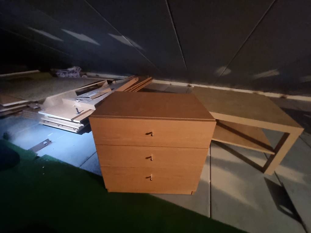 Tische: Bett tischchen – Gebraucht aus Sempach von Severin.Roth 1