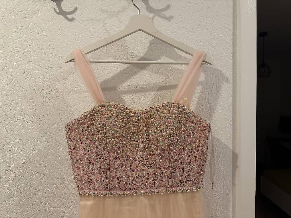 Zalando Vestiti: Abendkleid / Ballkleid in Rosé Grösse 42 – Usato da Aarburg venduto da ktu_zm5p 2