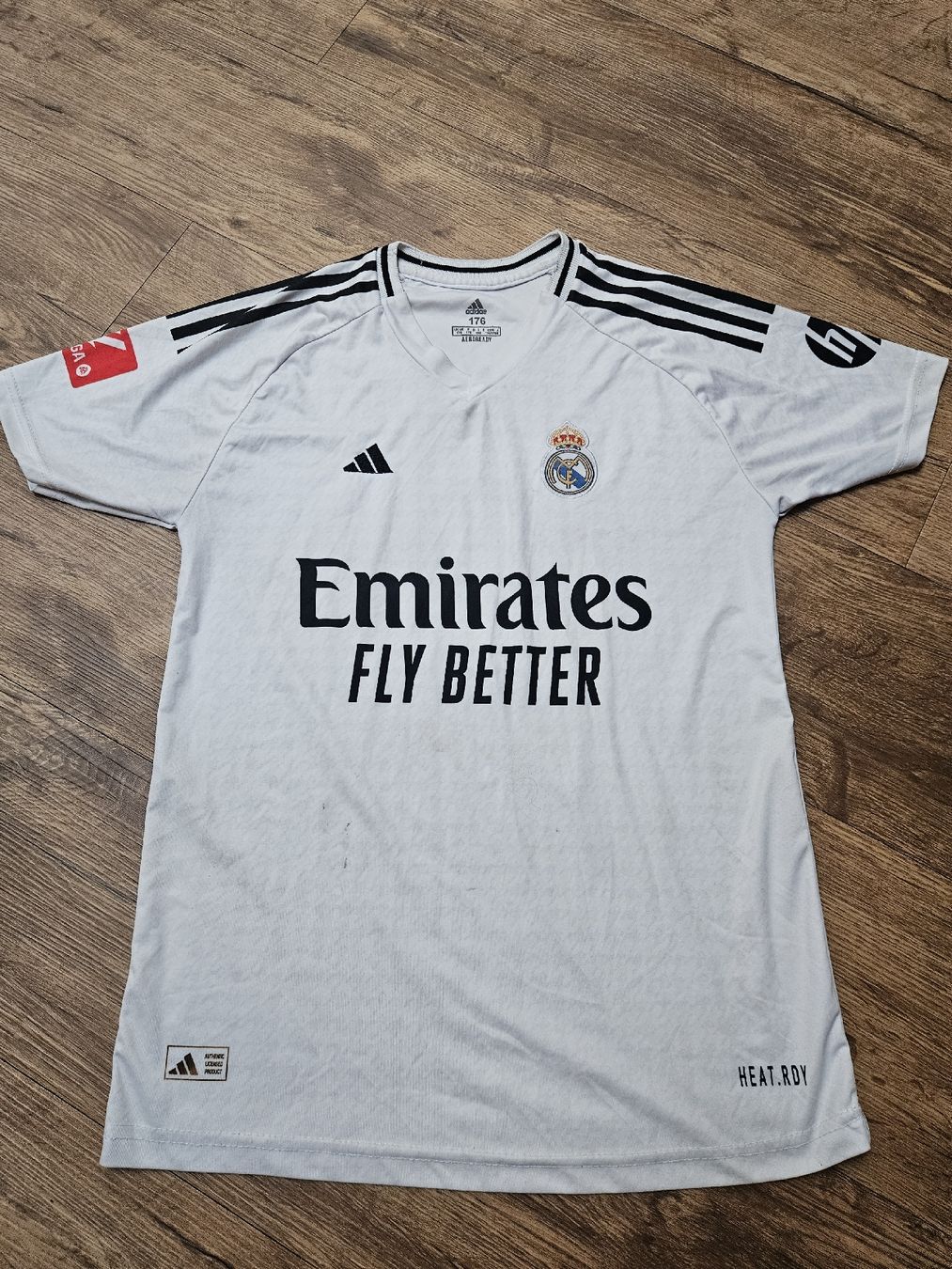 Adidas Maillots de corps & Pantalons: Fussballtrikot MBAPPE – D'occasion à Unterseen par Panini56