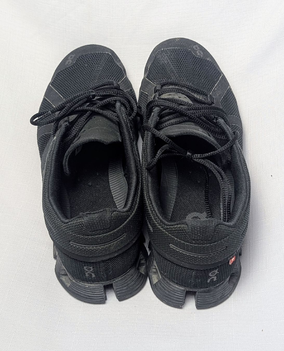 On Herrenschuhe: On Cloud Laufschuhe Grösse 40 – Gebraucht aus Wängi von ABIZONE-86 3