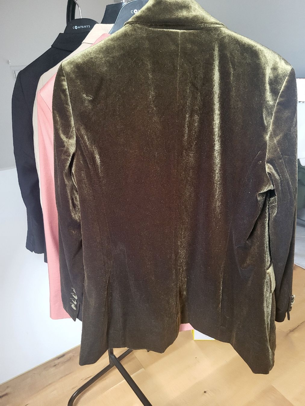S.Oliver Lotti di vestiti: Blazer, 4 Stück, Gr. 42 – Usato da Niedergösgen venduto da Lipa1 8
