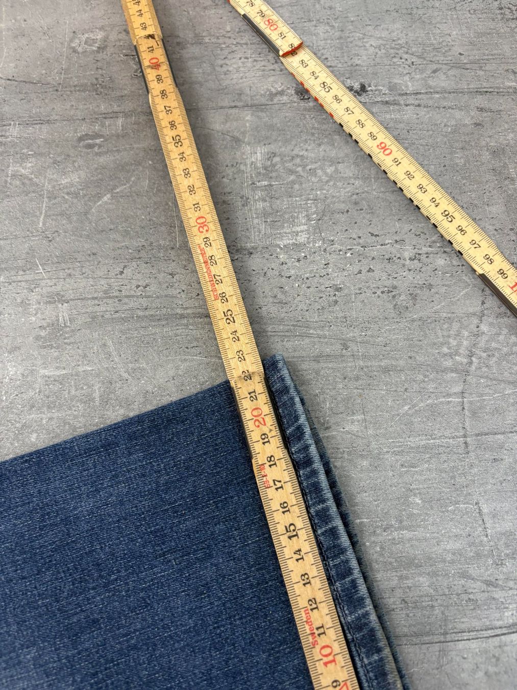 Diesel Jeans: Vintage Diesel Bootcut Flared Jeans (S) – Nuovo (secondo la descrizione) da Werdenberg venduto da hase.vintage 7