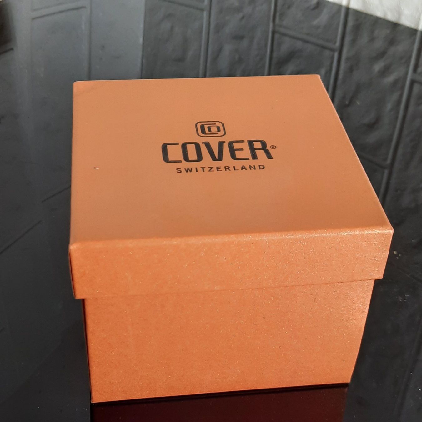 Scatole porta orologi: Uhrenbox von Cover Switzerland – Usato da Unterägeri venduto da Altgoldschmuck 3