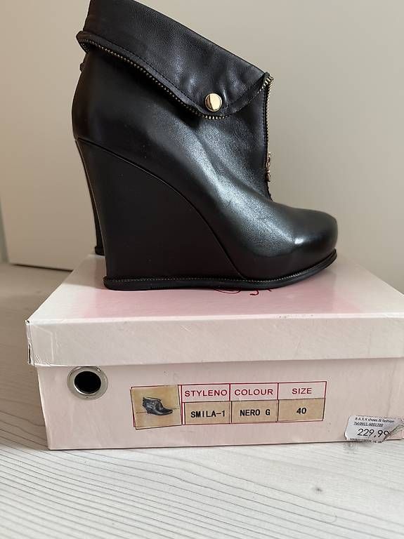 Damenschuhe: Rosa Rot High heels schwarz 40 – Gebraucht aus Buchberg von the_w8gy