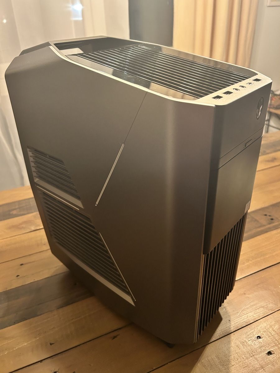 Alienware PCs: Alienware Aurora R7 Gaming Pc – Gebraucht aus Gossau ZH von  1