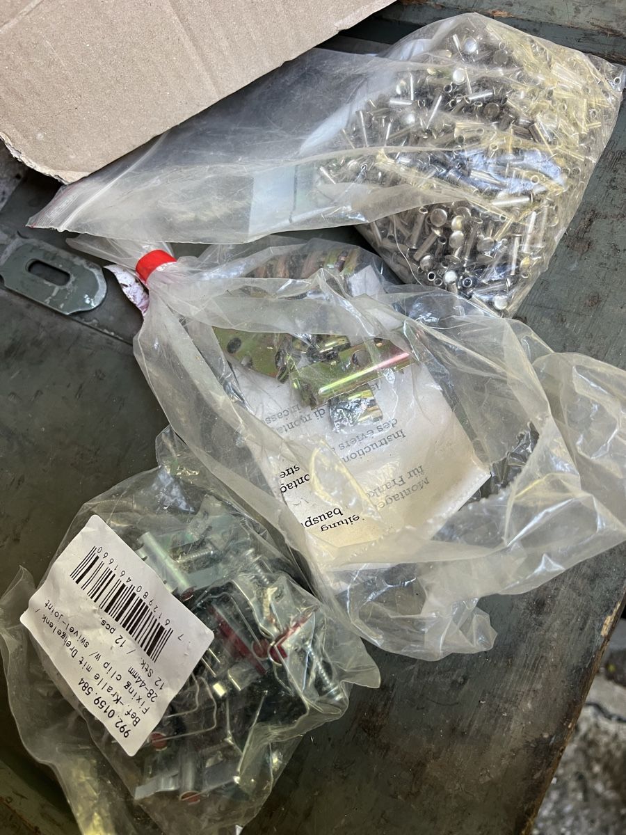 Alle Werkzeuge: Fixing Clip Lot – Neu (gemäss Beschreibung) aus Neuenhof von Willi111 1