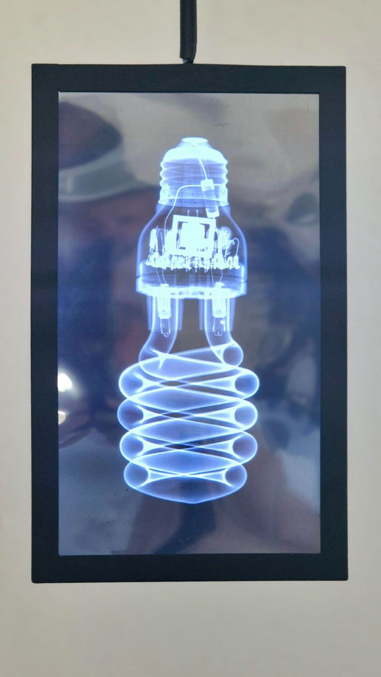 Lampes: Lampe design suspension - radio ampoules – D'occasion à Genève par alemagri