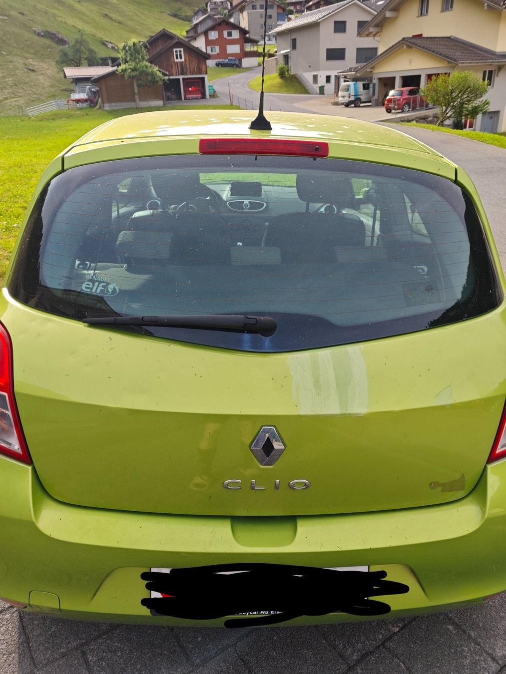 Renault Automobili: Renault Clio – Difettoso da Spiringen venduto da Rege0 5