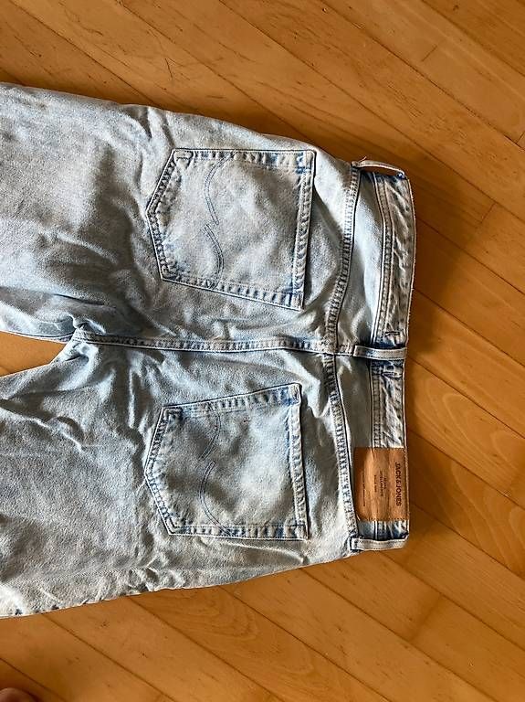 Jack & Jones Jeans: Jack n Jones Jeans – Usato da Lostorf venduto da juliuz 2